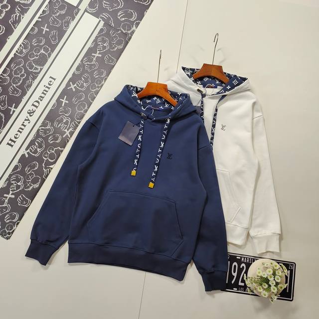 尺码S-Xl精选好货 Louis Vuitton路易威登连帽卫衣 1V 老花印花连帽套头卫衣 轻奢主义 男女日常通勤穿搭必备单品 正确版本 欢迎对比 详细特征