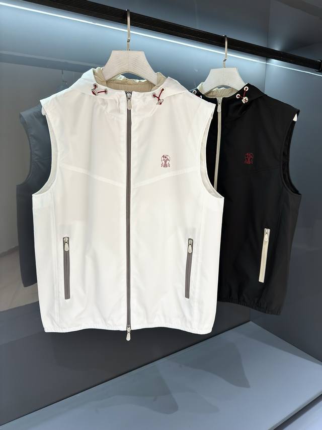 Bc高端马甲 2025Ss秋冬新品 男士连帽马甲夹克外套 高端原厂代工出品，官方经典王牌单品！！ 新一季的男装充满现代感与科技感，将时装美学与户外元素混搭结合，