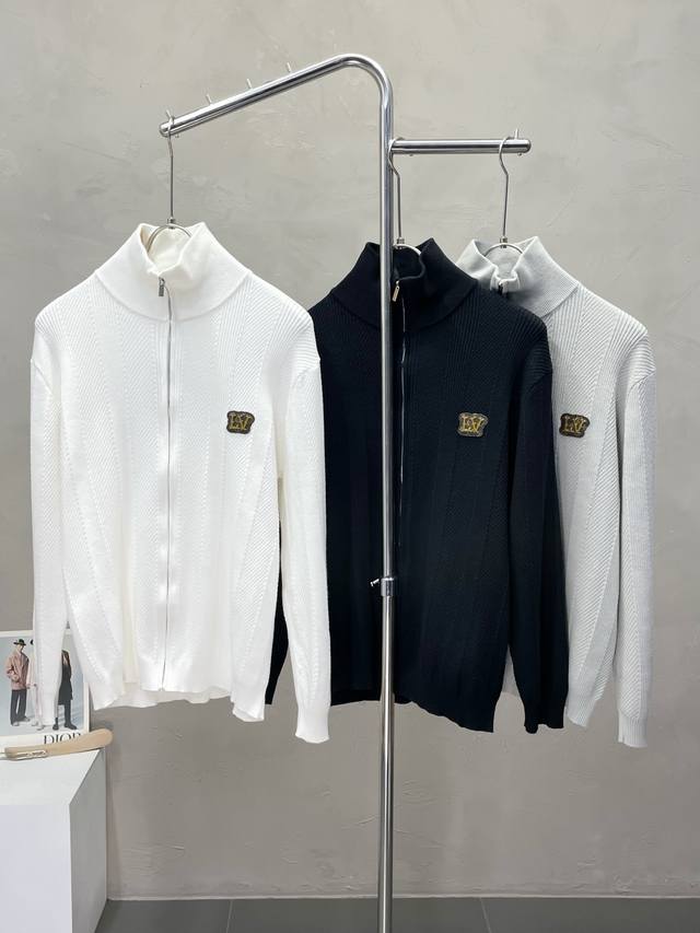 Louis Vuitton路易威登独家专供最新时尚秋冬毛衣 拉链毛衣外套 经典设计感与颜值爆棚的外套，品质更是无法挑剔品控可以直接入手，不容过错的高端臻品！通过