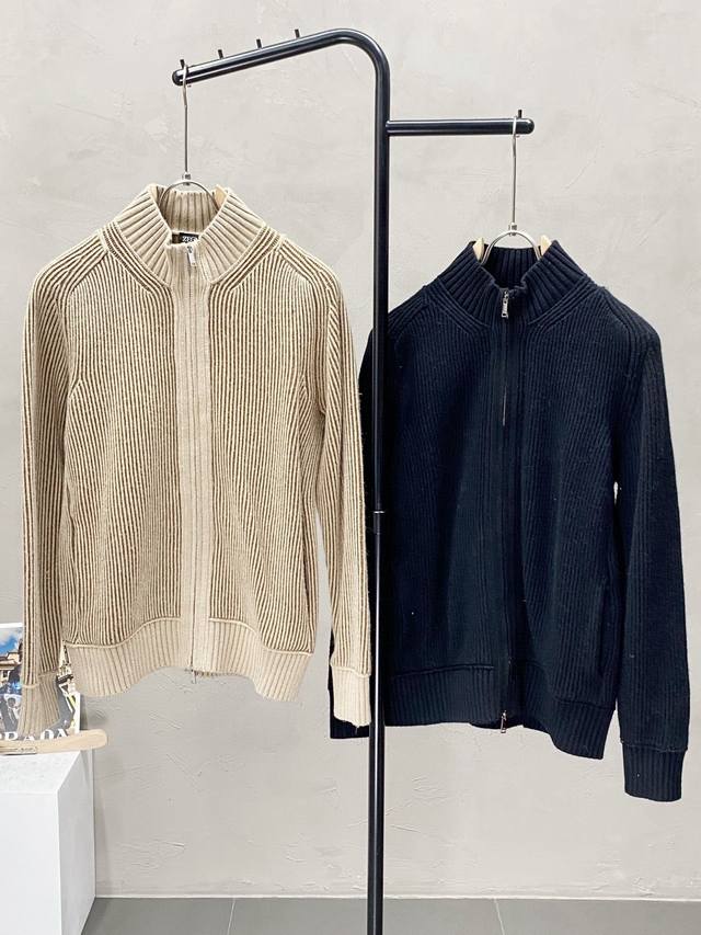 特价 。黑48、卡其48。Zegna杰尼亚新款原单男士休闲秋冬毛衣外套 高端定制 高端版本 时尚百搭爆款进口面料 手感超柔软细腻 穿着亲肤舒适 高端精品 代工厂