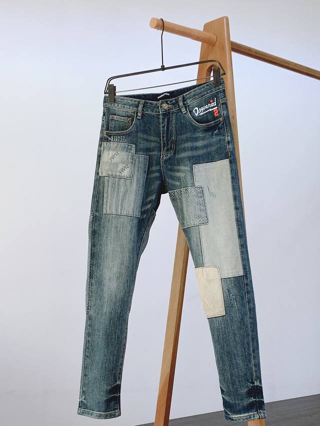 Dsquared2 D二次方 2025Fw早秋新品 复古工艺休闲牛仔裤，独爱这一条，弹力加倍的牛仔裤 D家重磅牛仔裤 ..牛仔纯手工做旧。。 两款独特的颜色和设
