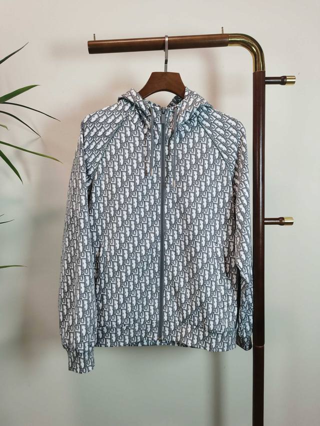 Cd Dior 高版本迪奥家 Cd 2025秋冬满身暗纹老花Logo提花长袖外套夹克 海军蓝色提花字母翻领Cd经典标志设计，棉质，定制高品质五金 上身舒服 尺码