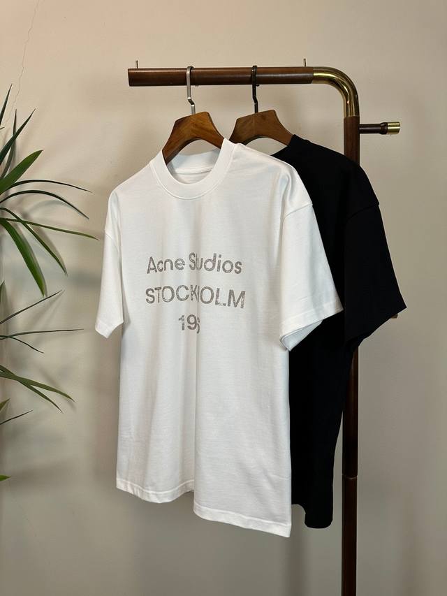 长期有货 高克重短袖 Y-3 山本耀司2025新款 圆领 短袖 T恤 高端版本！专柜定制面料 透气舒适度高，细节无可挑剔，品牌元素设计理念，体现高品质。手感细腻