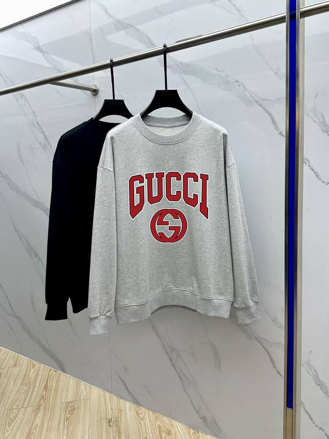 古奇 2025秋冬季欧洲专柜新款 顶级原单时尚休闲长袖T恤卫衣。 25Ss春季时尚网红潮人定制，精选进口高密度棉面料，精致原版Logo打造，舒适性与透气性兼优，