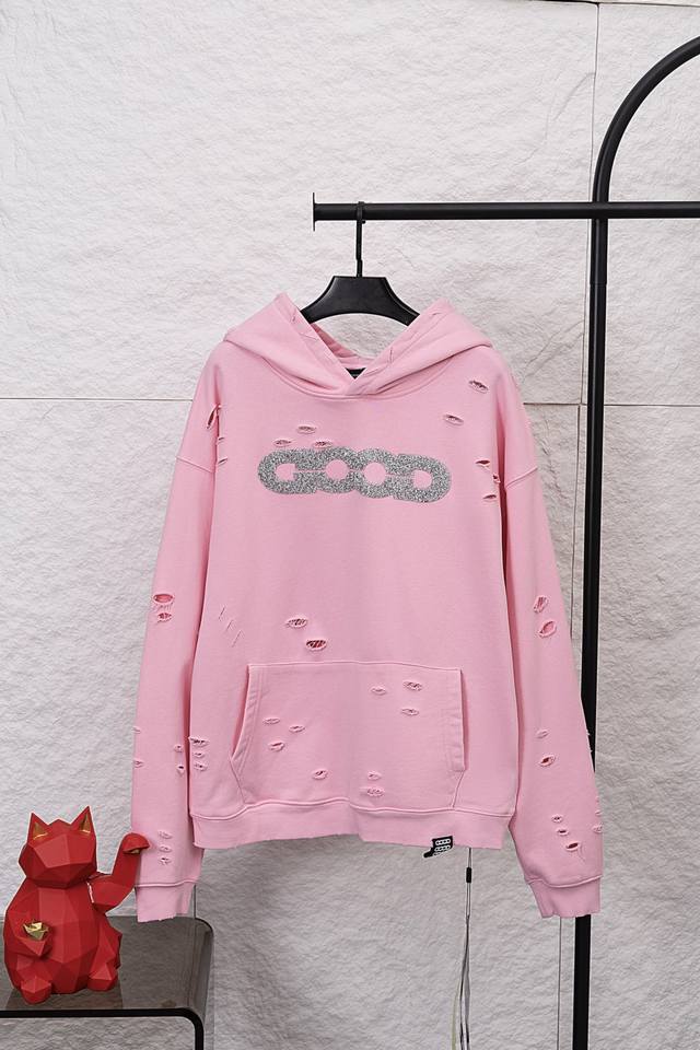 款号 F113 Goodbrand 钻碎颓破连帽卫衣 男女同款 面料：采用500G超高质量克重！官网原版购入打版，三标：官网20公分定制吊牌！ 螺纹：全部采用2