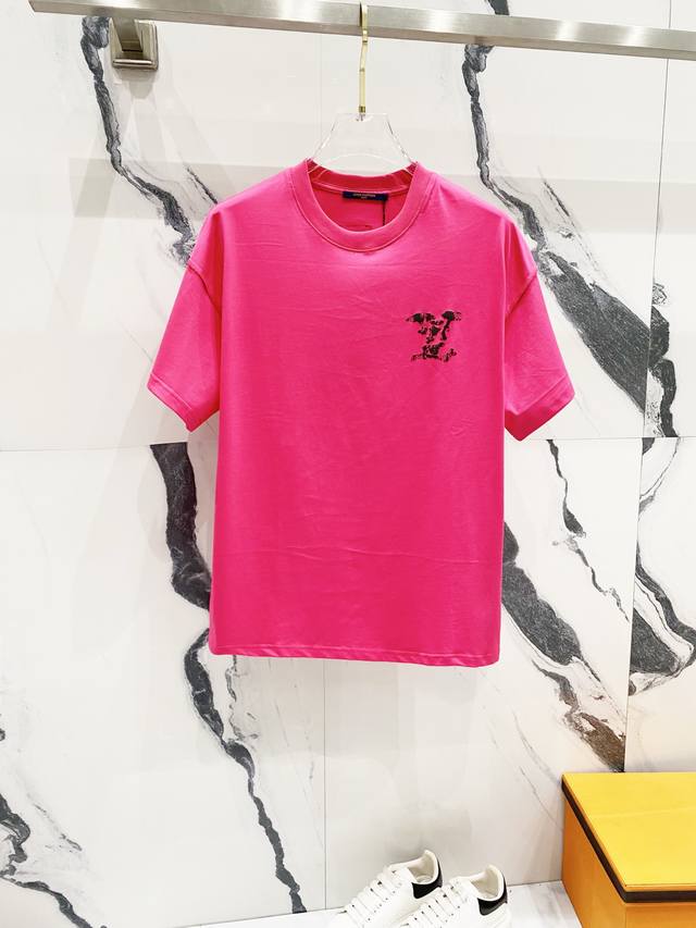 Louisvuitton 路易威登260克圆领短袖T恤 绒面发泡点缀云朵字母Logo印花工艺 官方同步 高版本 高品质 时尚个性 百搭潮流 纯原品质 原版面料