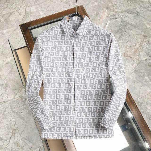 芬迪 高端休闲系列！2025春季新品专柜休闲长袖衬衫！品牌最新元素Logo重工设计 无痕剪裁 进口80支的超高支纱棉，手感柔滑舒适，弹性佳 软软细腻 不易起球极