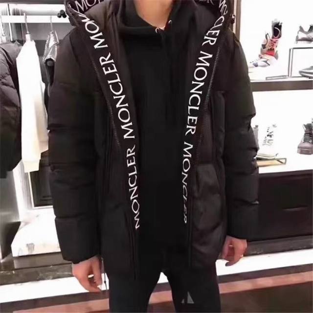 Mo 蒙口 织带刺绣字母羽绒服 填充90白鸭绒蓬松饱满 客供面料 五金原版开模 门襟大字母刺绣织带包边 男女同款 码数1 2 3 4 5