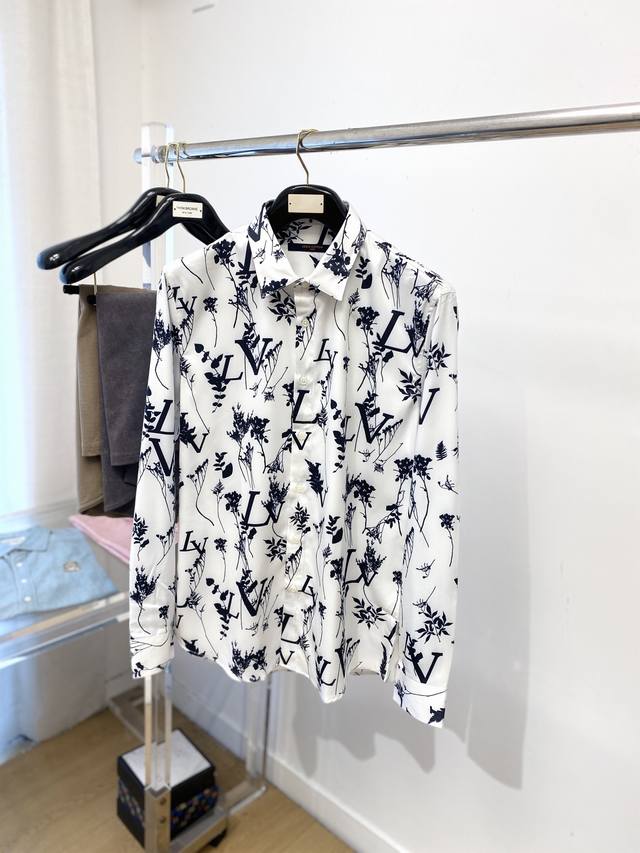 路易威登、2025新品衬衫，时尚帅气，简约百搭款，定制原版面料，不仅挺括，保持潮流的廓形，又穿着舒适，纱织更细腻码数38-42