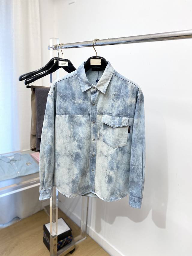 路易威登、2025新品衬衫，时尚帅气，简约百搭款，定制原版面料，不仅挺括，保持潮流的廓形，又穿着舒适，纱织更细腻码数M-Xxl