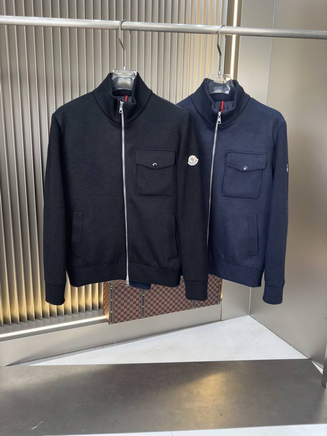 爆款2490秋冬新款针织羽绒服 原版1:1订制五金配件全进口原版定制 欢迎专柜对比 绝对的高品质 采用顶级90白鸭绒 超柔软 充羽量蓬松饱满 超级重工 面料做工