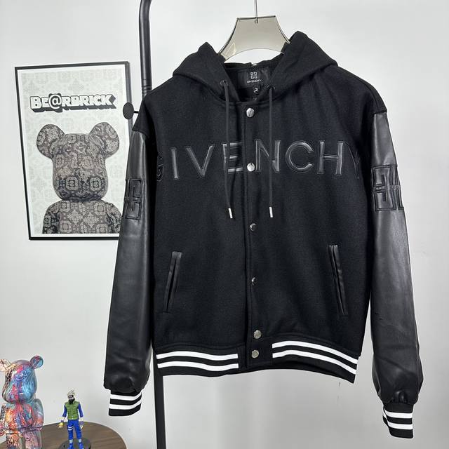 款号：Z10 Givenchy纪梵希 Gvc走秀款棒球服外套夹克 订购原版开模 历时一个月终于出货了，简直太爱了 上身真的超级帅。抖音某博主讲今年Lv新出的会成