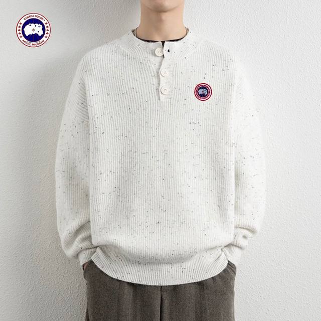Yc上新发 Canada Goose大鹅海外版25Ss冬季四色高品质刺绣宽松版情侣款加厚毛衣 采用针织加厚面料 舒适透气 有质感 做工精细 走线规则 落肩袖宽松