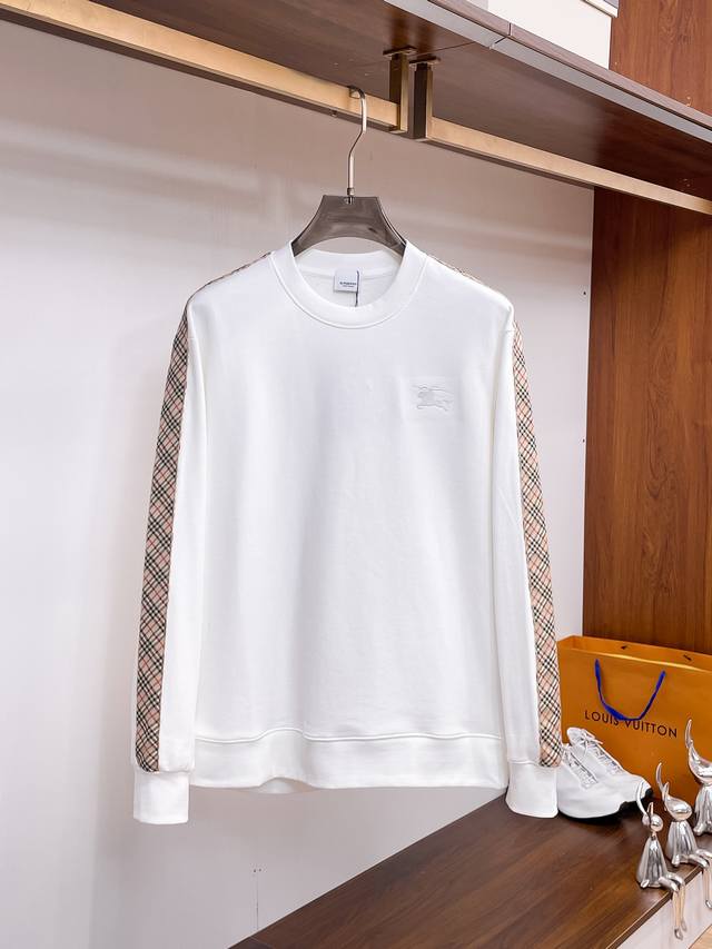 Burberry巴宝莉 秋冬卫衣上新！重磅情侣款卫衣，独家发售，定制顶级欧棉高克重毛圈面料，舒适细腻，落肩版型，高清印花，独家设计，超强工艺，版型超赞！尺码：S