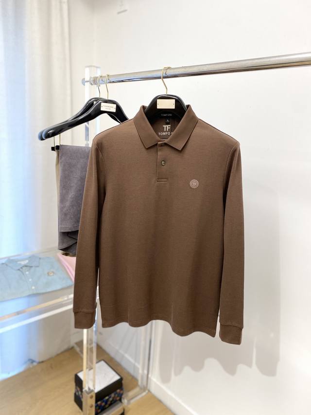 Tf、2025新品长袖卫衣，帅气时尚，胸前顶级刺绣印胶装饰字母Logo，简约百搭款。面料棉 不仅挺括，保持潮流的廓形，又穿着舒适，纱织更细腻，码数M-4Xl