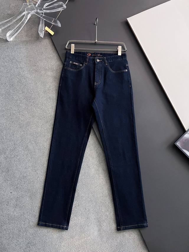 Lp*、重工水洗休闲牛仔裤，进口原版水洗弹力面料，舒适有弹性，独特设计，版型超正，舒适透气，档次极高，专柜品质，上身帅气十足，码数：29-40