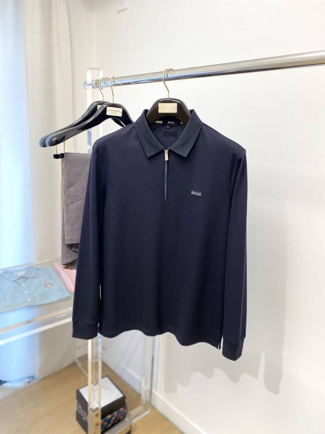 Boss、2025新品长袖卫衣，帅气时尚，胸前设计凹凸刺绣字母Logo，简约百搭款。面料棉 不仅挺括，保持潮流的廓形，又穿着舒适，纱织更细腻，码数M-4Xl