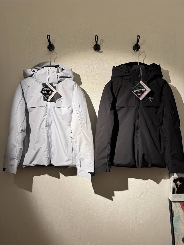 Arc'teryx鸟家 Macai Jacket男款连帽滑雪服羽绒服纯纯的高货！！买菜款大鸟来袭！！这款鸟家羽绒服俗称‘’买菜‘’ 本年度最具代表性的鹅绒羽绒服