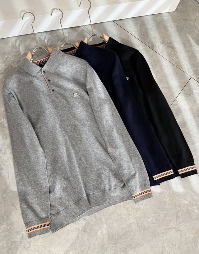 Bur*Erry 巴*莉 2025秋冬新款长袖款针织羊毛开衫，品牌经典设计元素！既不单调也不复杂,恰到好处的展现品味！客供定制羊毛面料！舒适透气根本不在话下,面