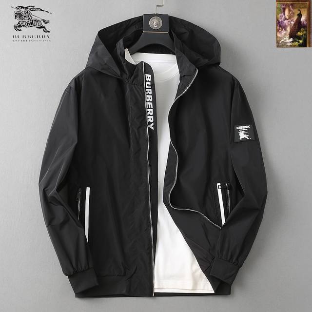 巴宝莉 2025开秋新款男士夹克外套，原单三标齐全高端版本！专柜定制面料 透气舒适度高，细节无可挑剔，品牌元素设计理念，专业代购级体现高品质。手感细腻柔软！呈现