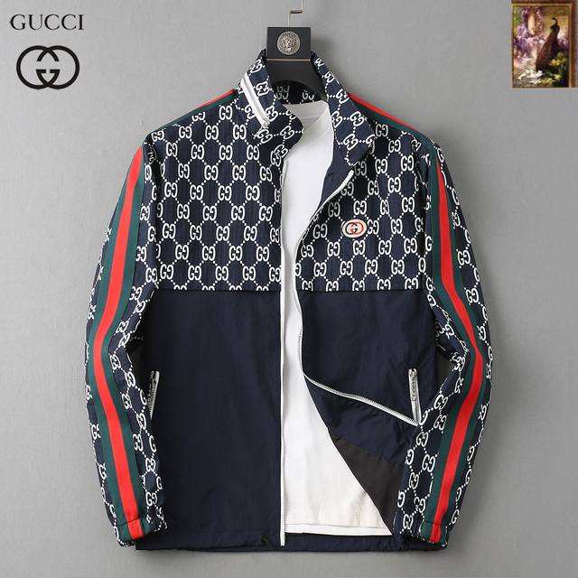 古奇 2025开秋新款男士夹克外套，原单三标齐全高端版本！专柜定制面料 透气舒适度高，细节无可挑剔，品牌元素设计理念，专业代购级体现高品质。手感细腻柔软！呈现休