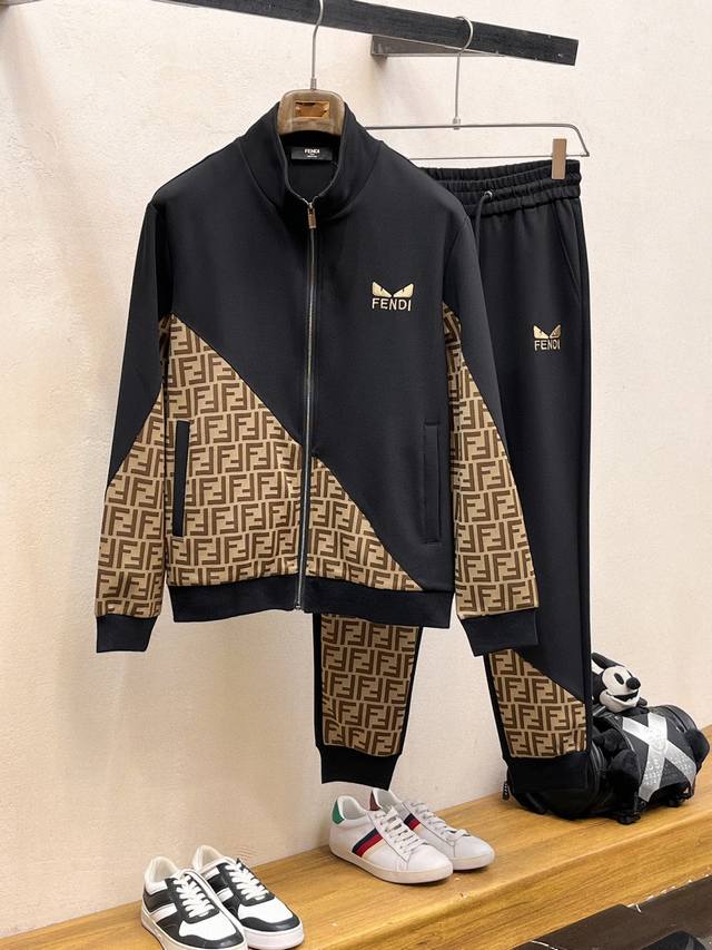 Fendi芬迪 爆款套装来袭 专注官网原版 2025全新爆款开衫卫衣套装 原单狠货倾注顶级设计师的精心之作 就为一个贴合、完美的上身效果 全天然优质天丝罗马棉1