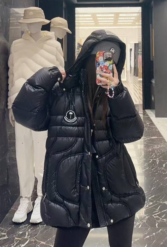 上身效果｜Moncler X palm Angels Cherith男女同款羽绒服.