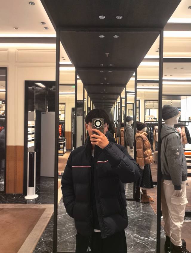 上身效果｜Moncler 2025新款Bouvaque条纹刺绣立领羽绒服.三色推送.