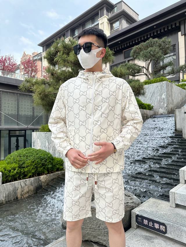 古驰 2025夏季防晒衣短裤套装，海外专柜同步 奢华高级定制 任何人都可以轻松驾驭，客供进口聚纤维面料 手软舒适有型 吸汗透气 ，外贸公司订单，国内一线代工厂p