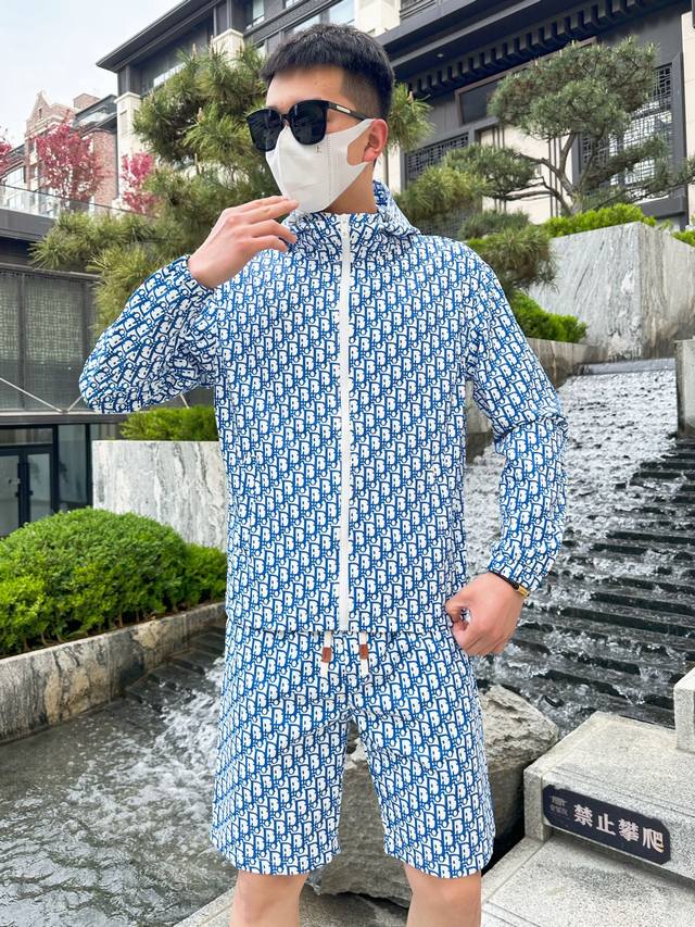 迪奥 2025夏季防晒衣短裤套装，海外专柜同步 奢华高级定制 任何人都可以轻松驾驭，客供进口聚纤维面料 手软舒适有型 吸汗透气 ，外贸公司订单，国内一线代工厂p