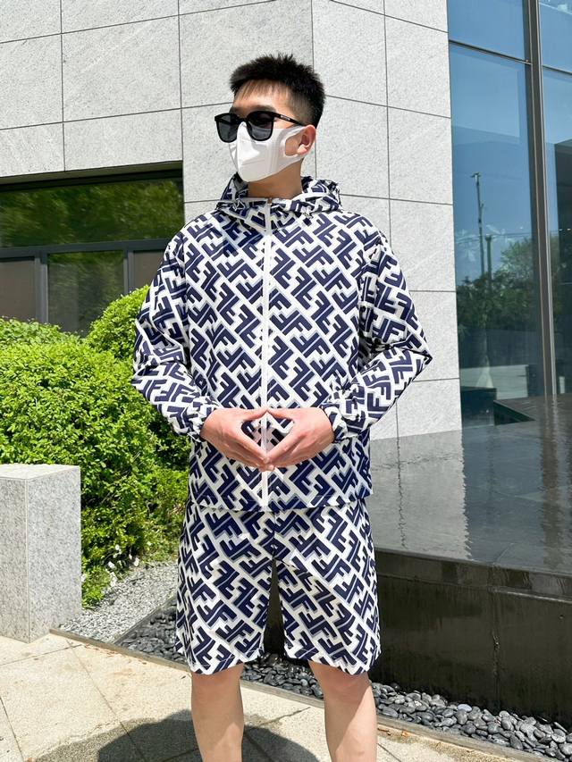 芬迪 2025夏季防晒衣短裤套装，海外专柜同步 奢华高级定制 任何人都可以轻松驾驭，客供进口聚纤维面料 手软舒适有型 吸汗透气 ，外贸公司订单，国内一线代工厂p