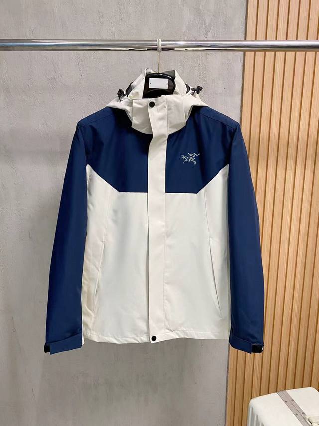 2025上新爆款 顶级始祖鸟羽绒 三合一可拆卸 始祖鸟百灵达万针刺绣 区别市场易脱落印花廉价版本 2025秋冬新款羽绒服始祖鸟新款连帽设计羽绒服外套，爆款三合一