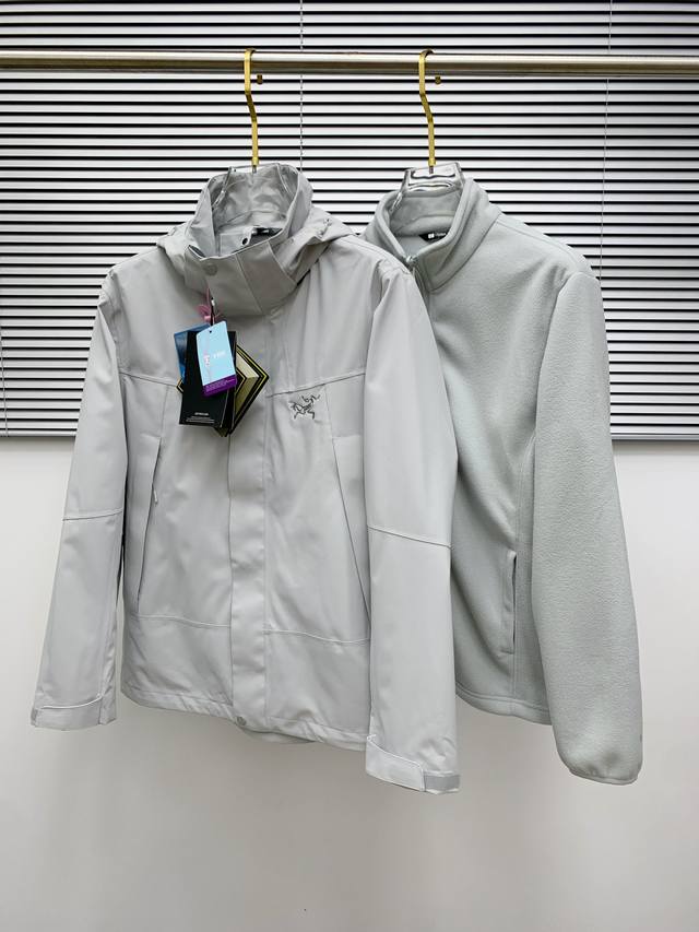 三合一羊羔毛 始祖鸟百灵达万针刺绣 区别市场易脱落印花廉价版本 最高版本Arcteryx Beta Sv始祖鸟硬壳顶级全压胶版本冲锋衣 自购Zp打版 所有数据