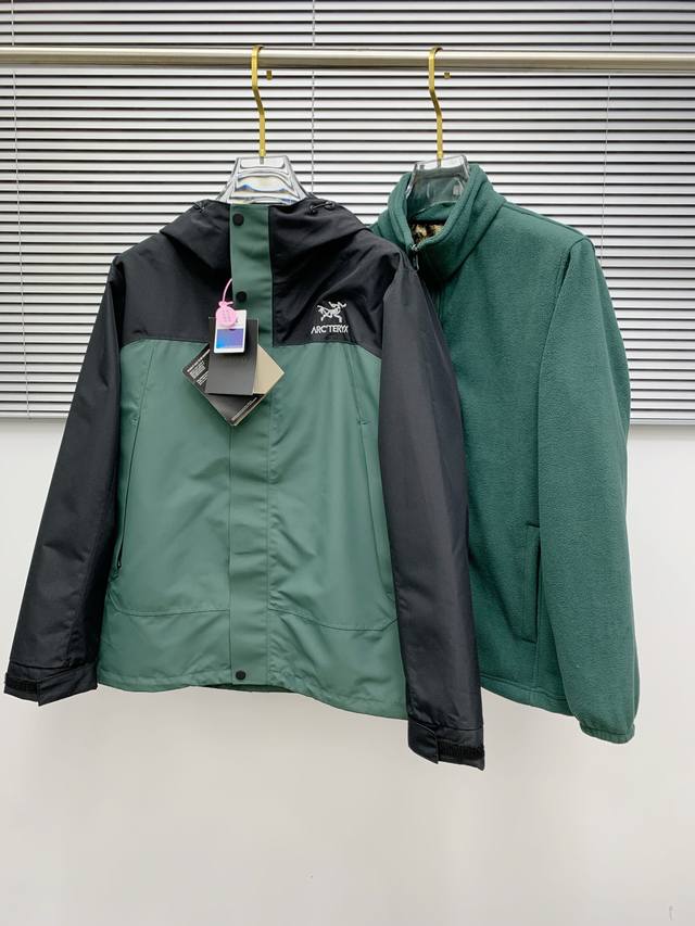 三合一羊羔毛 始祖鸟百灵达万针刺绣 区别市场易脱落印花廉价版本 最高版本Arcteryx Beta Sv始祖鸟硬壳顶级全压胶版本冲锋衣 自购Zp打版 所有数据