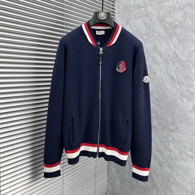 蒙口 2025秋冬男士开衫外套 整衣定制定染含羊毛棉纱线，手感柔软质地亲肤，精细针织，上等品质大厂生产，手感无敌好，拿到手里就能感受出它的质感，所见即所得，随便