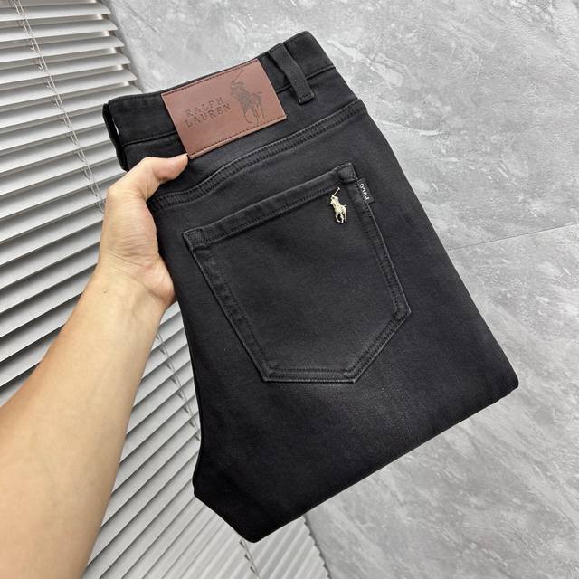 保罗‘’2025Ss秋冬新品重工休闲牛仔裤，进口优质水洗弹力面料，上身舒适透气有弹力，客供五金辅料装饰，版型超正，全品相订单款，上身帅气十足 Size：29-3