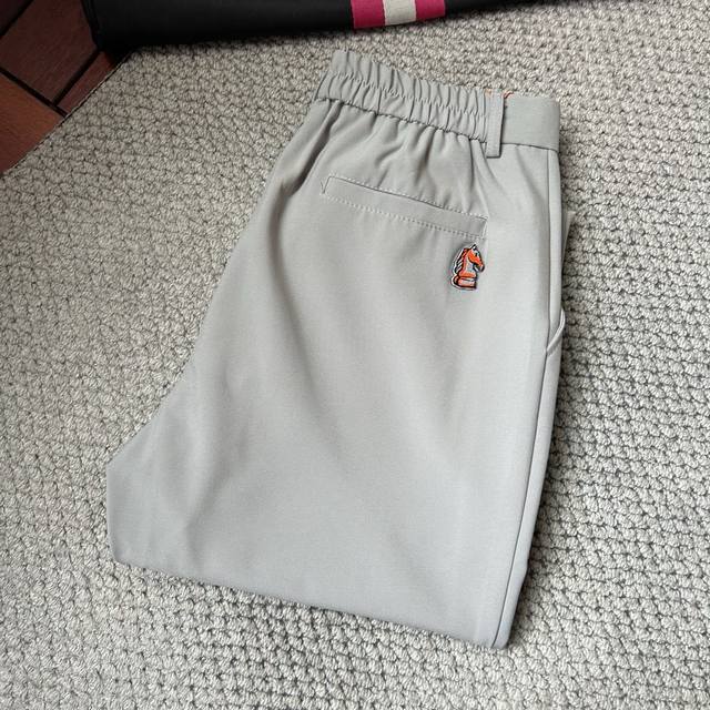 爱马 ‘’Ss25秋冬新款休闲裤西裤，官网同步发售，裤身工艺设计，进口客供辅料、面料定制，代工厂p出品免检！每个细节做到极致，原版五金配件，潮范十足、上身有型帅