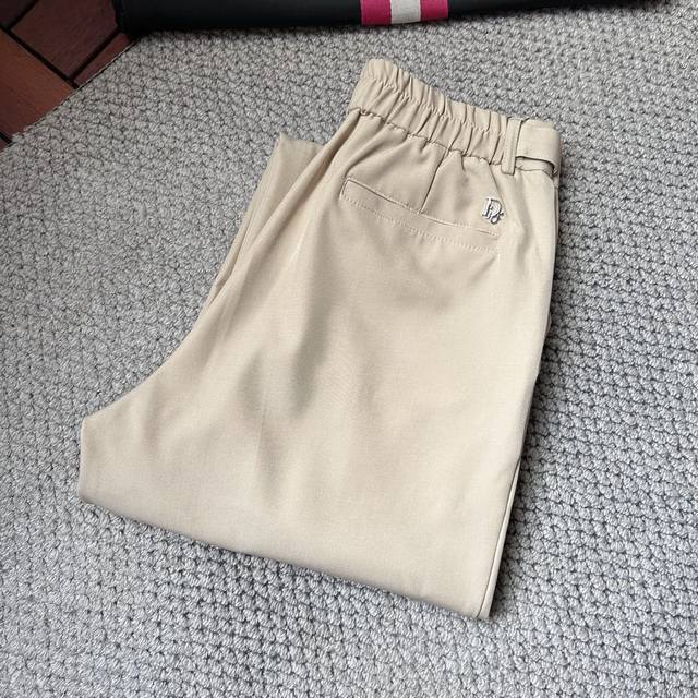Dr ‘’Ss25秋冬新款休闲裤西裤，官网同步发售，裤身工艺设计，进口客供辅料、面料定制，代工厂p出品免检！每个细节做到极致，原版五金配件，潮范十足、上身有型帅