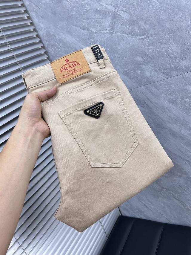 普拉‘’高端定制、2025秋冬最新款牛仔裤 柜台同步发售 原版定制 客供五金辅料 原单品质 进口固色牛仔弹力面料 重工洗水 做工走线精细 上身绝佳！优选单品 三