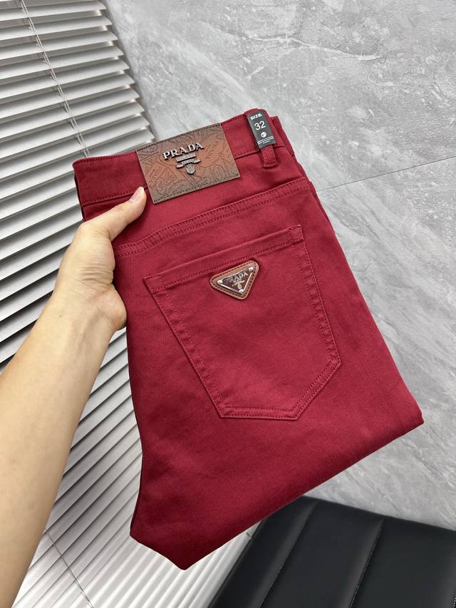 普拉‘’高端定制、2025秋冬最新款牛仔裤 柜台同步发售 原版定制 客供五金辅料 原单品质 进口固色牛仔弹力面料 重工洗水 做工走线精细 上身绝佳！优选单品 三