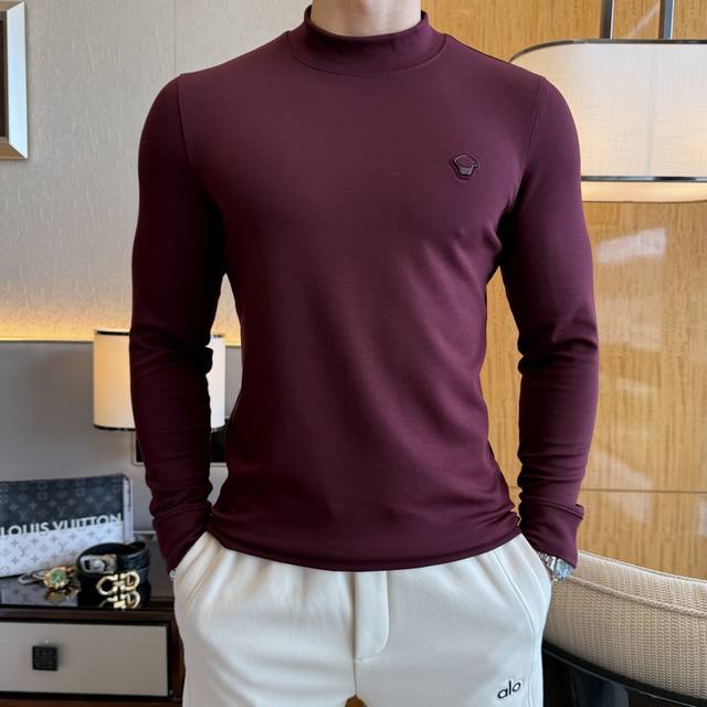 范思哲 2025Ss秋装大爆款薄绒长袖T恤，采用定制高级棉面料 时尚大牌元素Logo设计，柔软细腻舒适保暖，多重工艺制作，男人的衣柜都少不了基础打底衫 随时随地