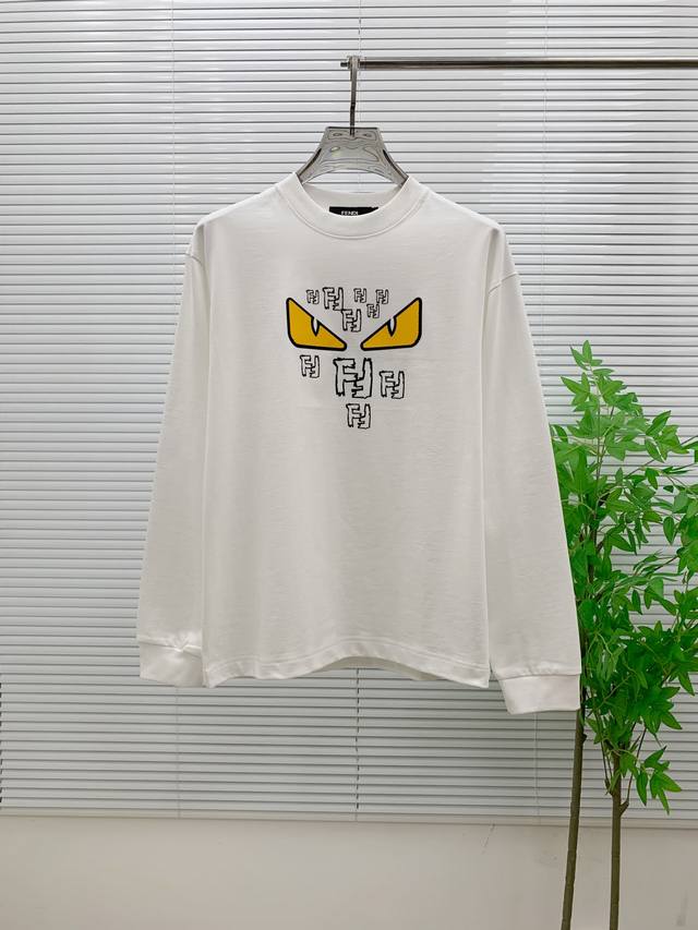 芬迪 Fend. 高端定制 2025秋冬新款首发专柜最新款长袖打底单穿400克纯棉重工凹凸图案设计 领子袖子螺纹设计 高端订制 设计前卫时尚！品牌Logo重工艺