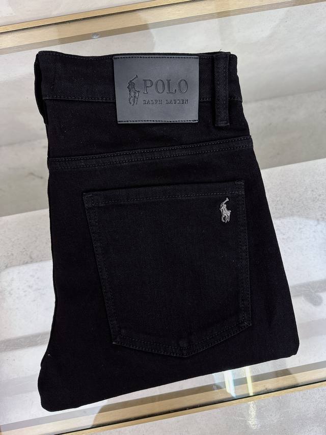 2025秋冬新款现货上市，原单爆款牛仔裤超级定制款，原版五金，超级重工工艺，版型超赞细节做工无可挑剔！款式不挑人，特别高档，好货不等人，看中赶紧下手，尺码：30