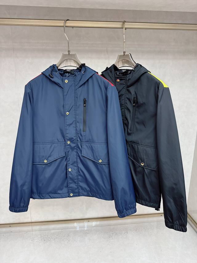 Fendi芬迪 专供新款原单男士夹克外套 渠道特供 高端货简约经典大爆款 原版聚酯纤维创新科技面料 简洁利落又清爽商务，品质做工细节经得起任何形式检验，绝对大厂