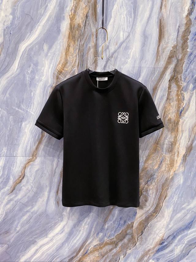 Loe#We 罗意威 2025秋冬太空棉字母刺绣Logo时尚百搭打底圆领短袖衫，精致工艺面料，顶级元素融合打造，经典短袖3标齐全，潮男时尚，无论是上身舒适度还是