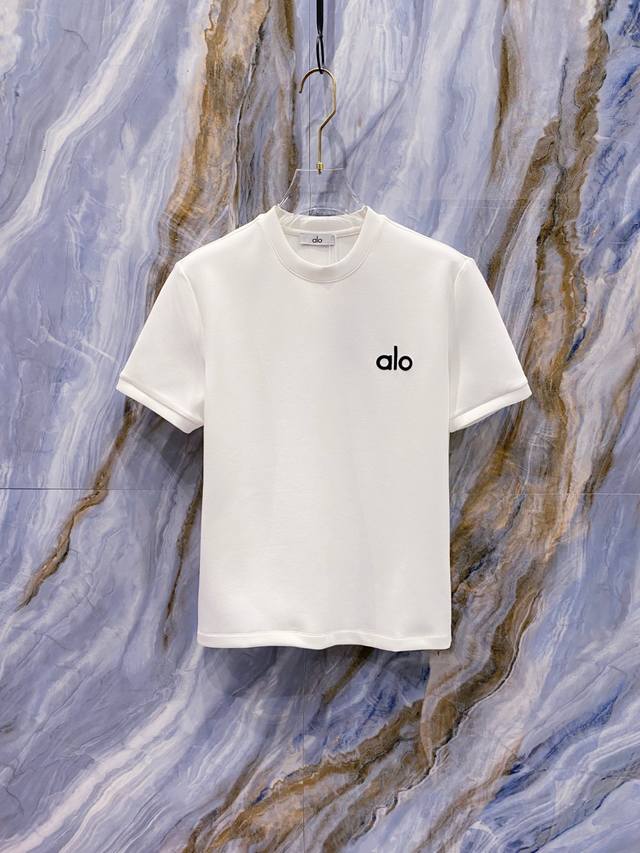 Alo 2025秋冬太空棉字母刺绣Logo时尚百搭打底圆领短袖衫，精致工艺面料，顶级元素融合打造，经典短袖3标齐全，潮男时尚，无论是上身舒适度还是都是无可比拟的