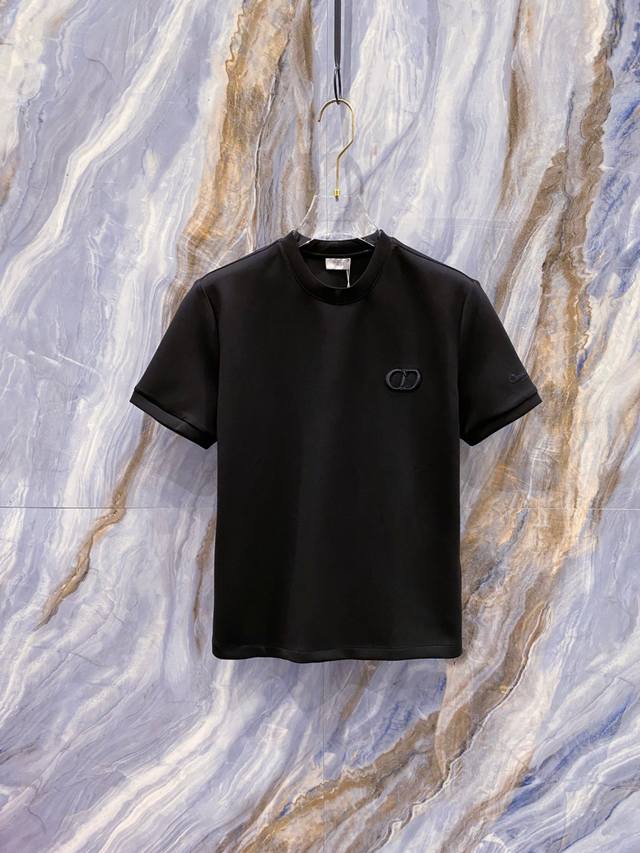 Di#Or迪 奥2025秋冬太空棉字母刺绣Logo时尚百搭打底圆领短袖衫，精致工艺面料，顶级元素融合打造，经典短袖3标齐全，潮男时尚，无论是上身舒适度还是都是无