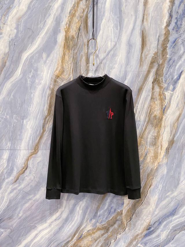 蒙口 Moncler 2025秋冬专柜新款 时尚休闲打底衫长袖T恤，精选进口高密度双面拉架棉面料，精致原版Logo打造，舒适性与透气性兼优，柔软抗皱弹性和垂性极