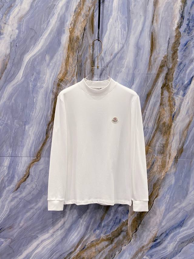 蒙口 Moncler 2025秋冬专柜新款 时尚休闲打底衫长袖T恤，精选进口高密度双面拉架棉面料，精致原版Logo打造，舒适性与透气性兼优，柔软抗皱弹性和垂性极