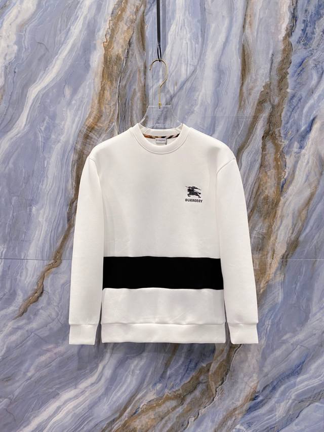 巴宝莉Burberry 新品 2025秋冬立体徽标刺绣套头太空棉卫衣 高端卫衣，极品原单！ 精简的时尚感,感受英式风格的独特气质.崇尚个性未来,青春,创意...